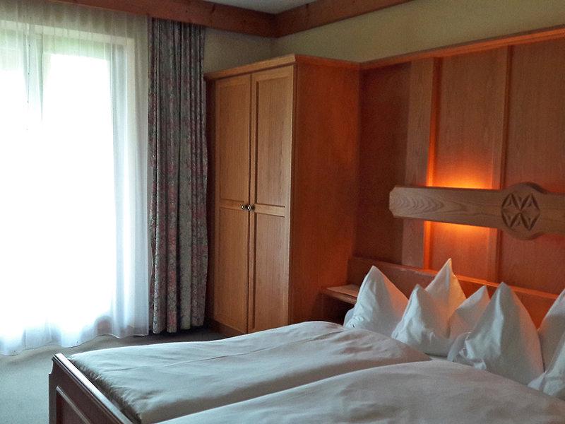 4E183F6B61106F545DA252E79C96FB74