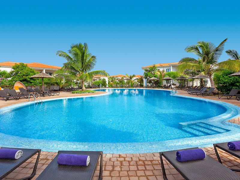 Meliá Tortuga Beach Resort & Spa