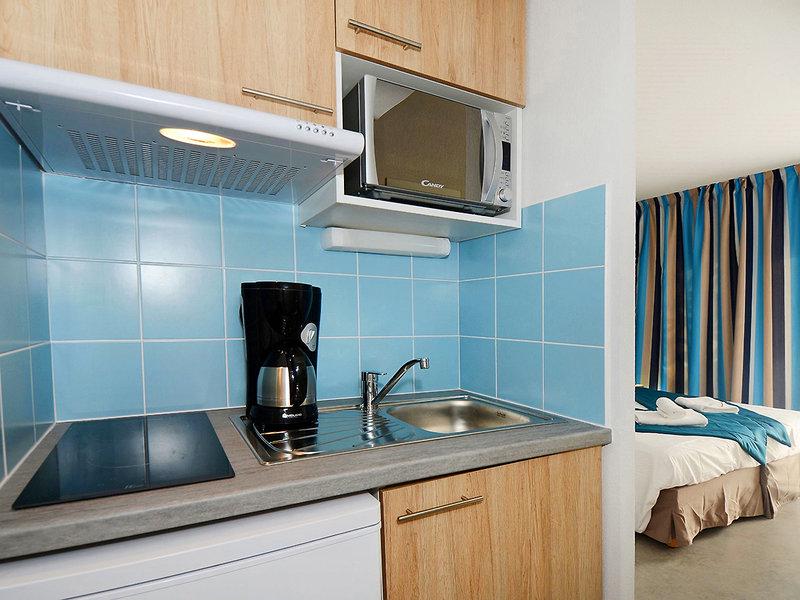 B8248FBC944805FDC48A27CF2C4D8D42