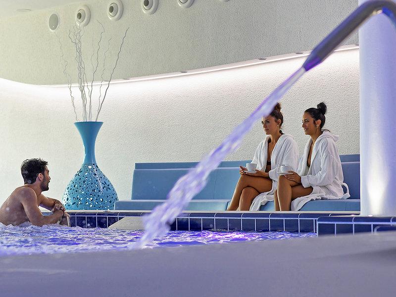 F7118ED7AD1425CBE2E07D16EE327A0F