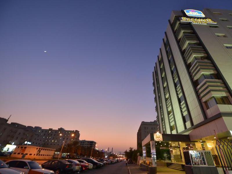 Best West. Premier Muscat