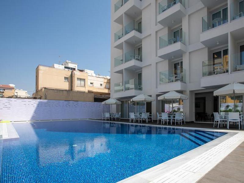 Best Western Plus Larco