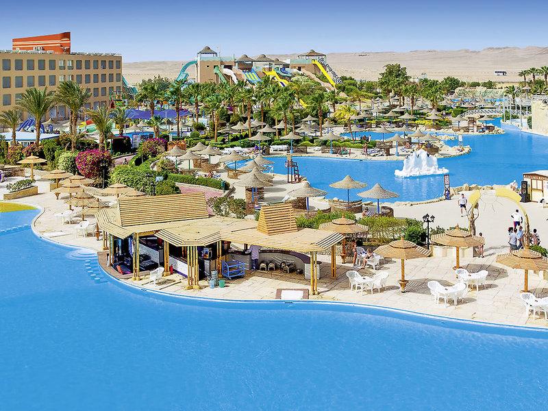 Titanic Resort & Aqua Park