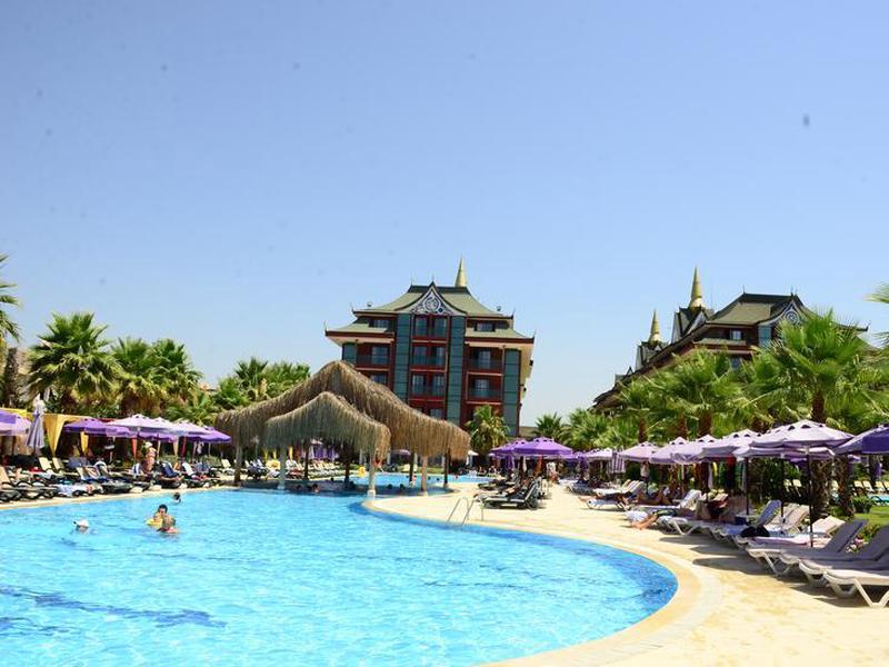 Gallion Hotel
