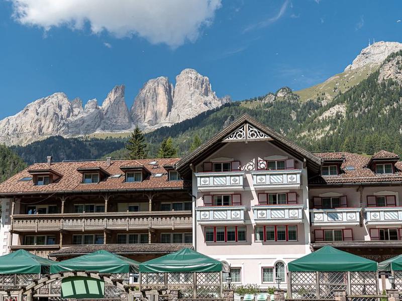 AD21FF05D0A55C55F4E002D980D213B8