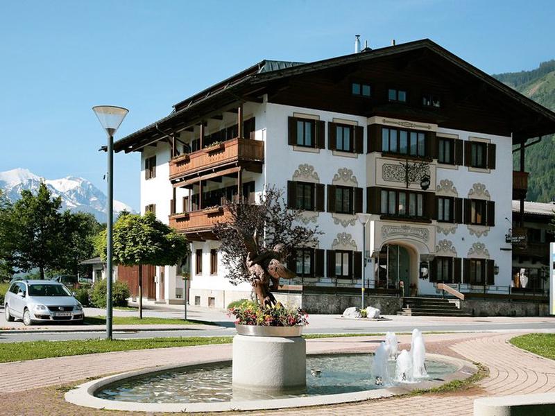 5327B0250ACBFEE301606D9F4FE8E422