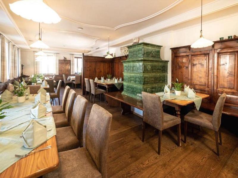 64B12FBA8CB521659A41283D836D4A00