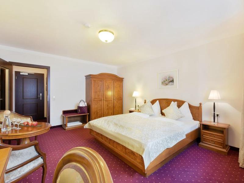 8BDD8A8F1622864181E95BDC3B9E5FB9