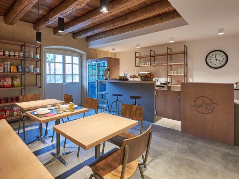 CEE8E3AD0FEF198D6E68D30526FC02DB