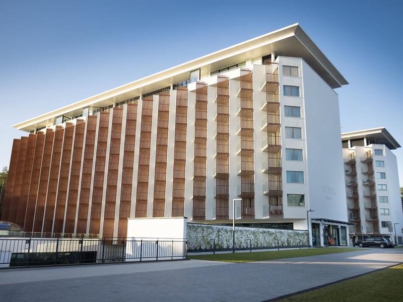 F63907117795CDE7DEF5C6175F5B2DA8