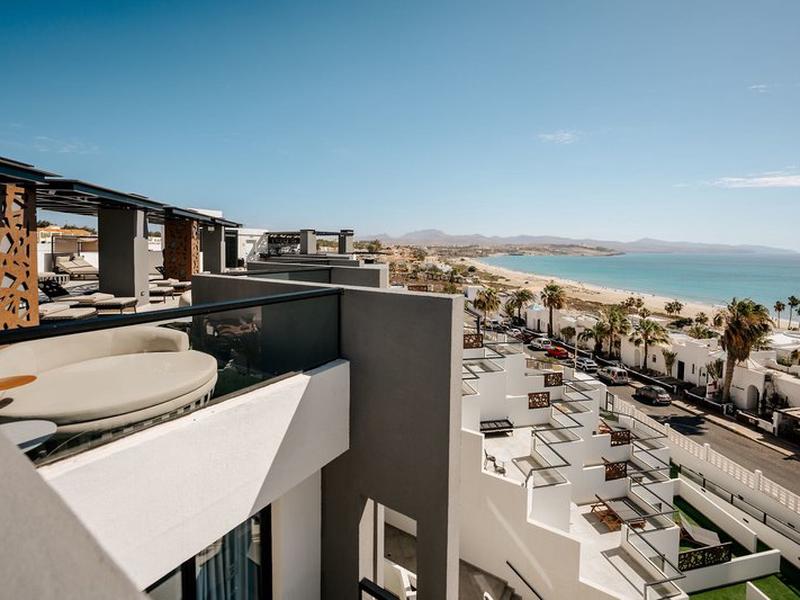 BB7102F67D744A5D51B0C5F857AD8B0B