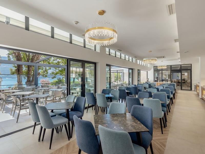 F93408D6DF545AB3FE03BE13E8A73CD8