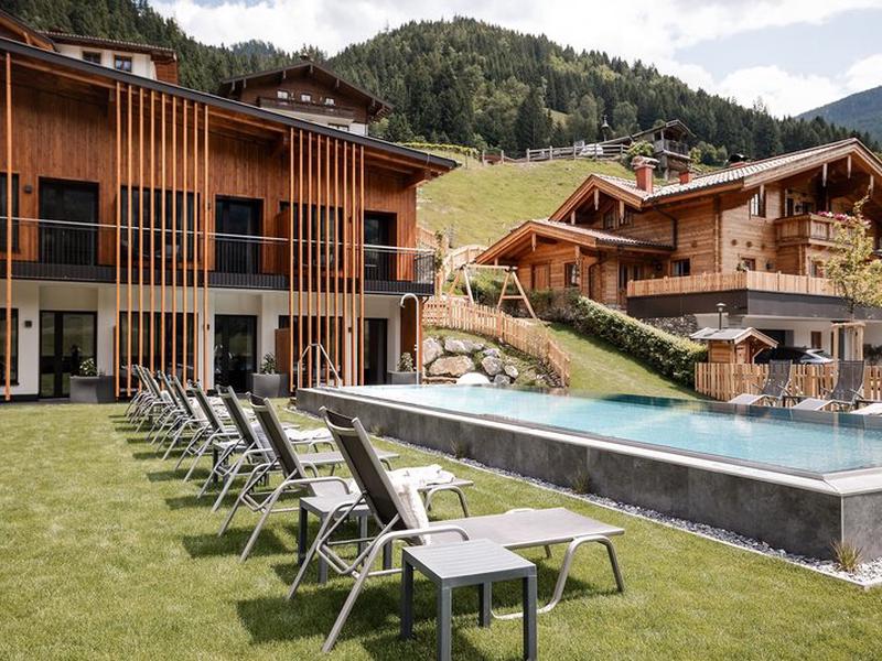 549F251230226278085AD5BF970E167C