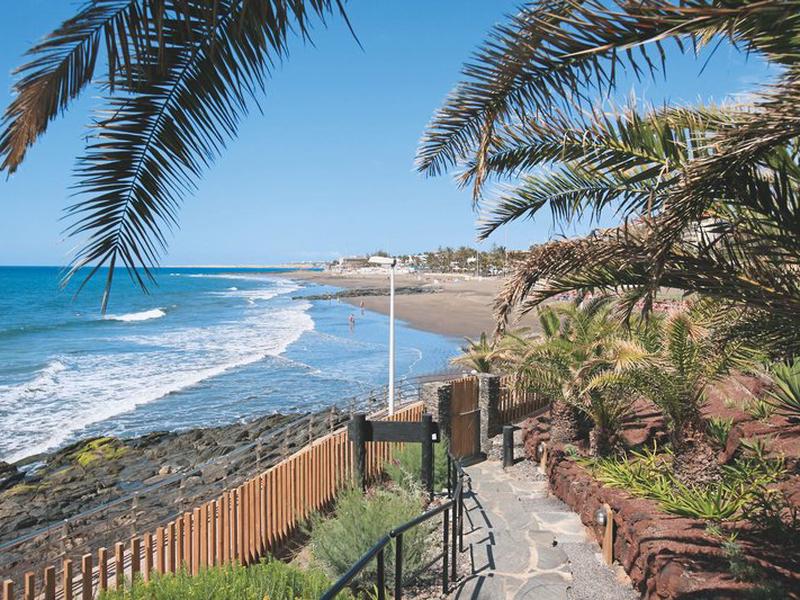 FEC17763F0C34186D7C89436B94F40B8