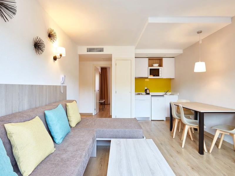 D8047EC477FBCC6ADAA3C34EC2DCCD73