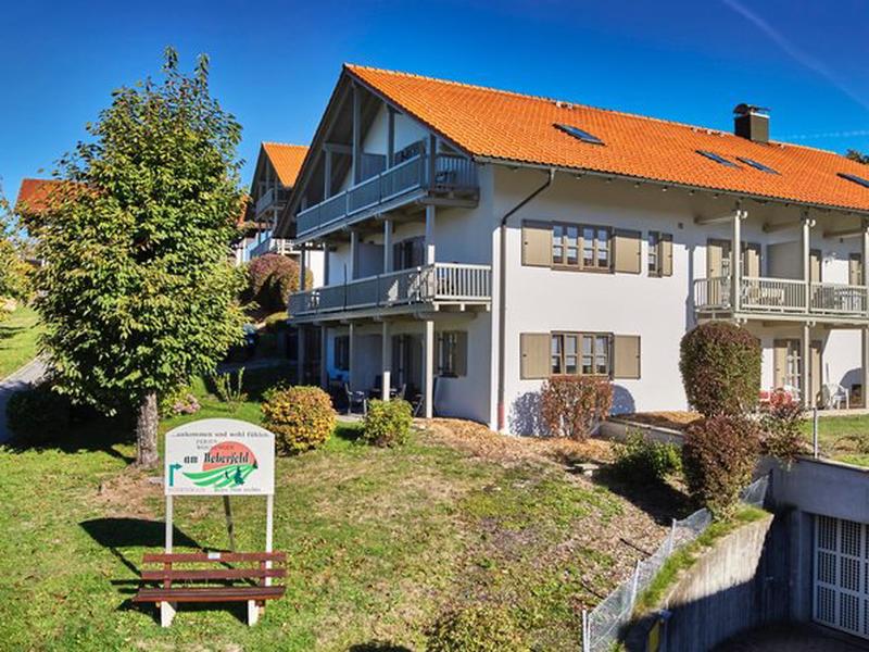 1248A5EE3D729BCFED71F9424E92E26C