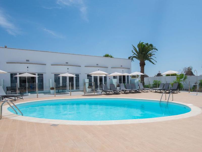 63688D75B797C66F7956054663141770