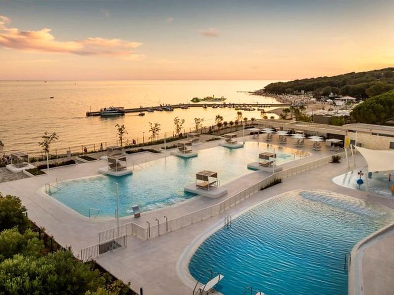 BCFF76A36FF6A14BA7D1789E96FD4F3E