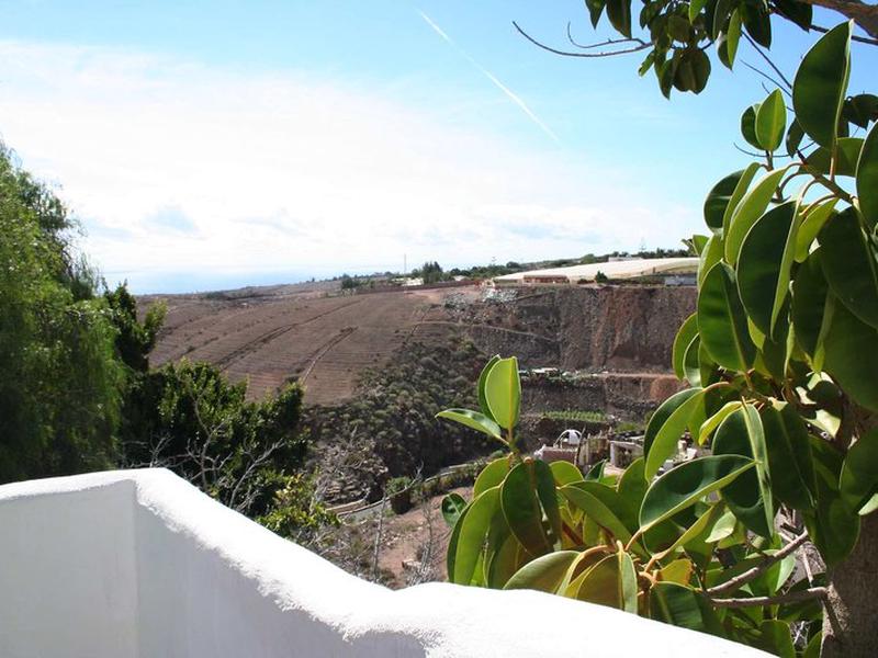 56489418F789FB9C20EF64BBDB34D53D