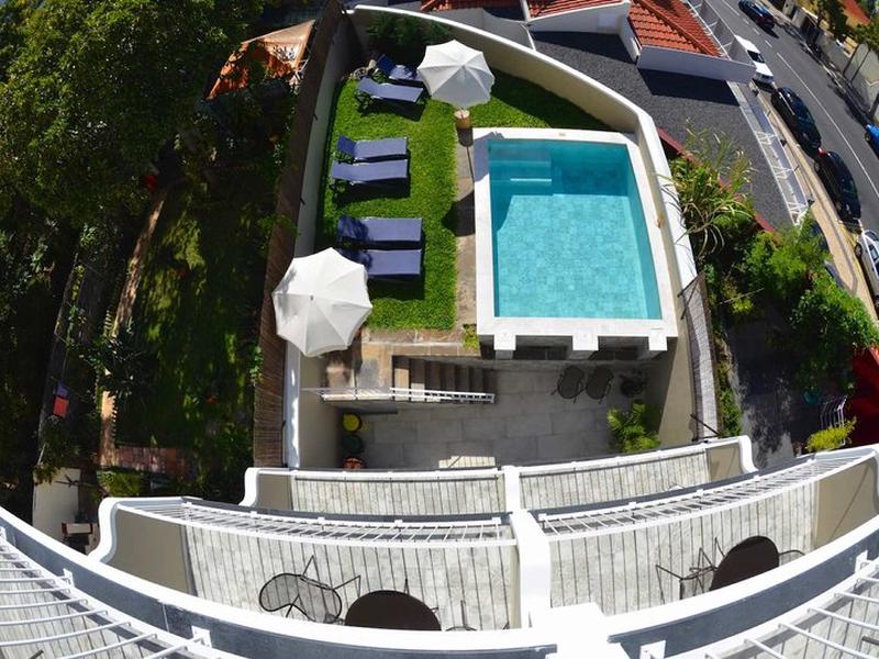 87CFC3D8F30D465597B73E8A9E725043