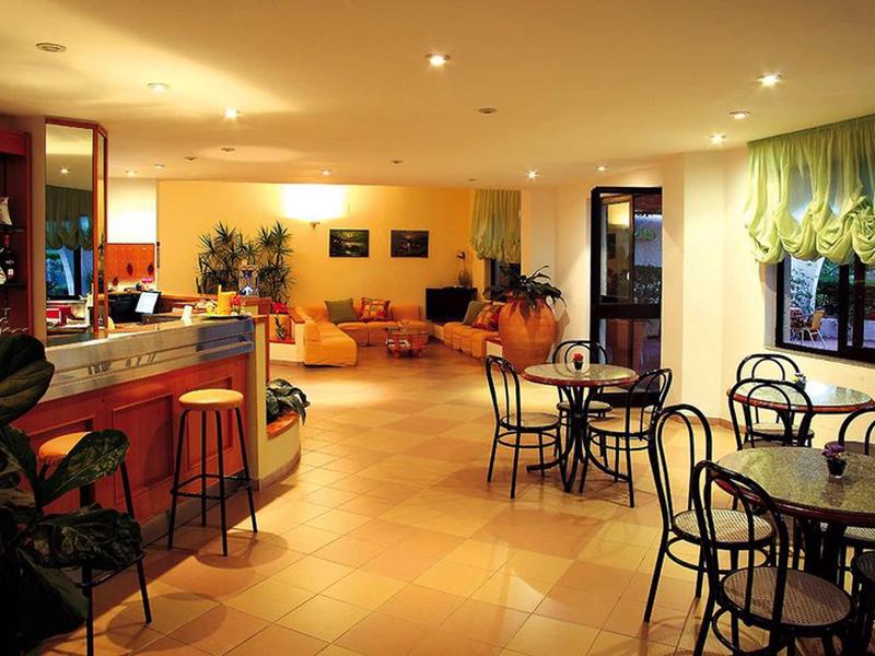 5FFB39224AD72B674AEC72D1D6E54B31