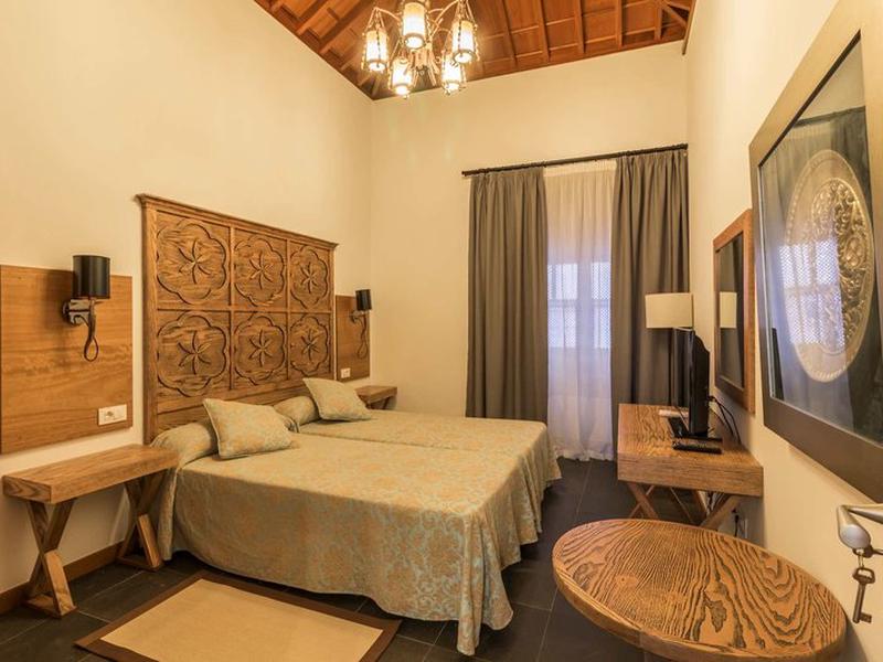 ECE323842F02841D35675E2B61EF533A