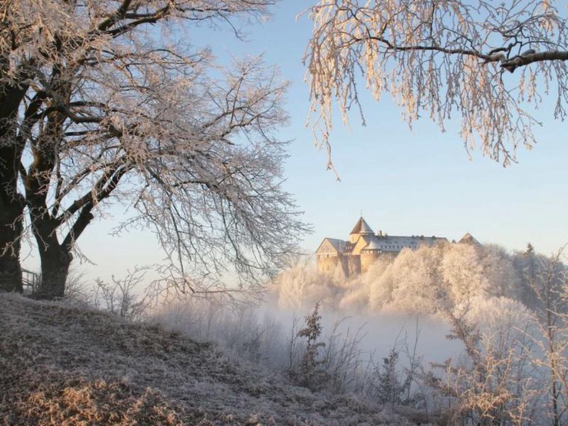 32BA3C3AA2F24CC1D189053D6F914B01