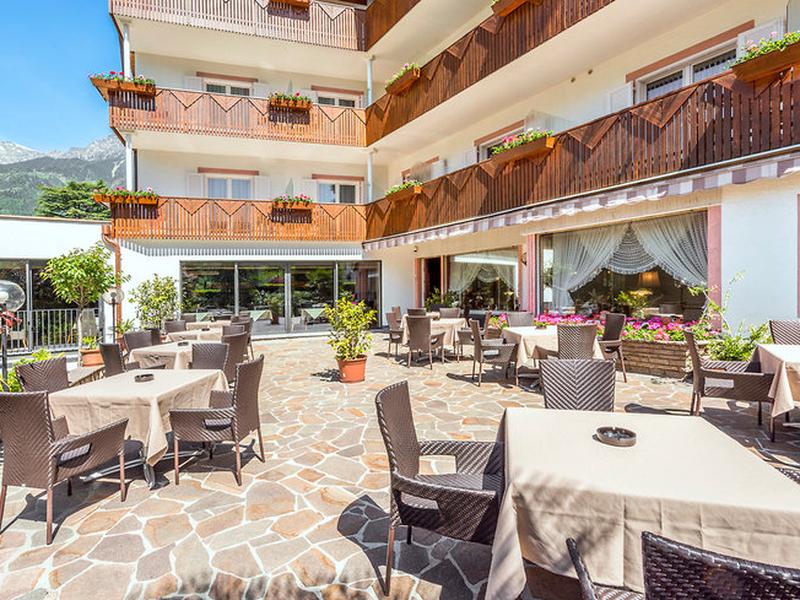 D181B8E66B0879DEA20F0E52C45B267F