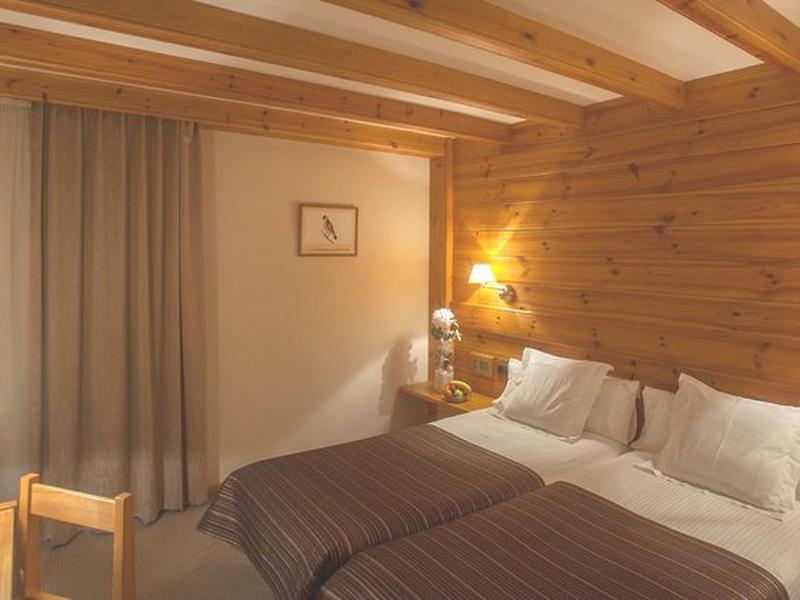 3FF73880255F4A016C2170E83E35B91F