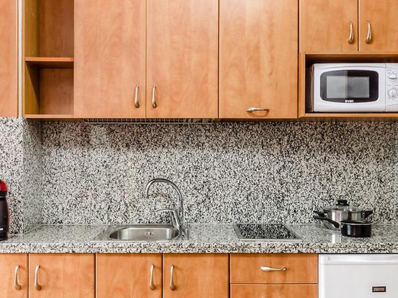 EBBE384C871F9E6146BAE01DD73C1E6C