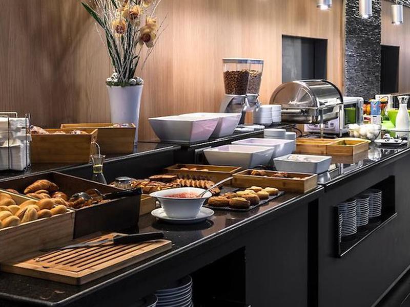 420A26037241CAAAC1CDA4236381BF42