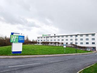 Holiday Inn Express Manchester Airport (tr)
