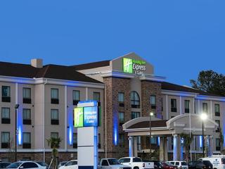 Holiday Inn Express & Suites Houston North - IAH Area (tr)