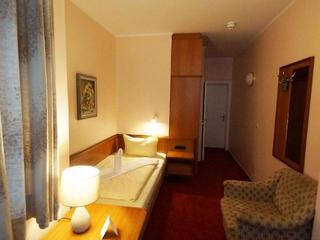 Hotel Kaiserhof (tr)