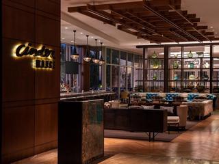 Four Seasons Hotel St. Louis (tr)