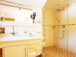 Rosis Sonnbergstuben (tr)