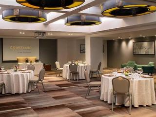 Courtyard Lima Miraflores (tr)