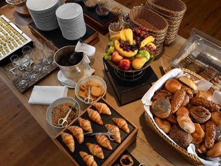 Benen Diken Hof (tr)