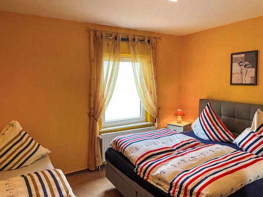 Schmidt (App.1) / 3 pax