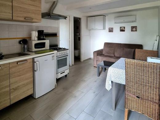 Klimatisiertes Apartment Maquis / 2 pax