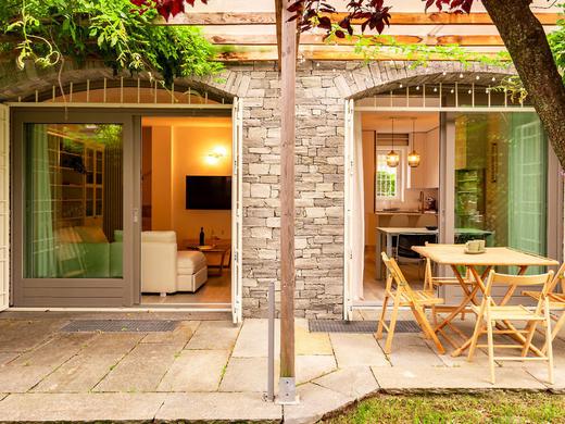 Luxury House / 6 pax