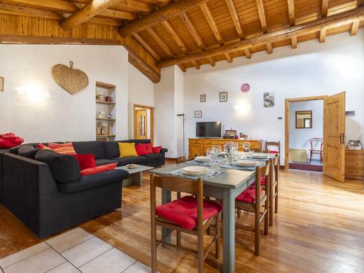 Isola di Madesimo Apartments / 5 pax