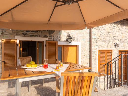 Rosa (VNA205) / 2 pax