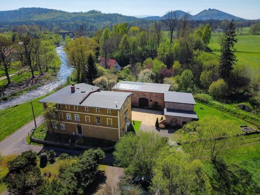 für Gruppen und große Familien / 17 pax