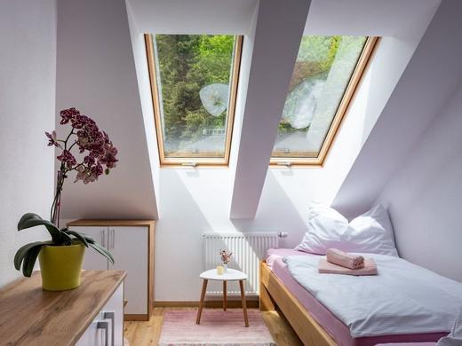 Pink Mandala / 4 pax