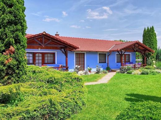 Gemütliche Ferienwohnung für 3 Personen / 2 pax