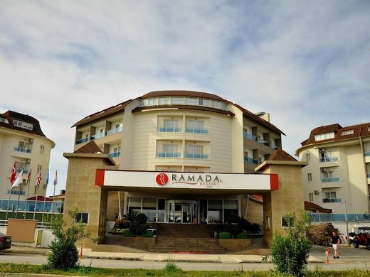 Ramada Resort Side