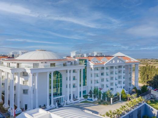 Roma Beach Resort And Spa