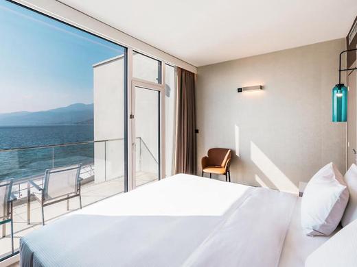 Hilton Costabella Beach