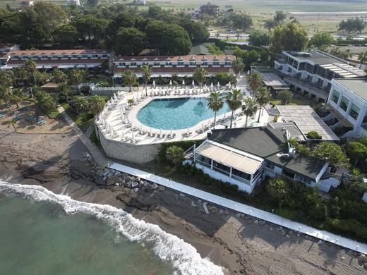 Flora Garden Beach (+16)